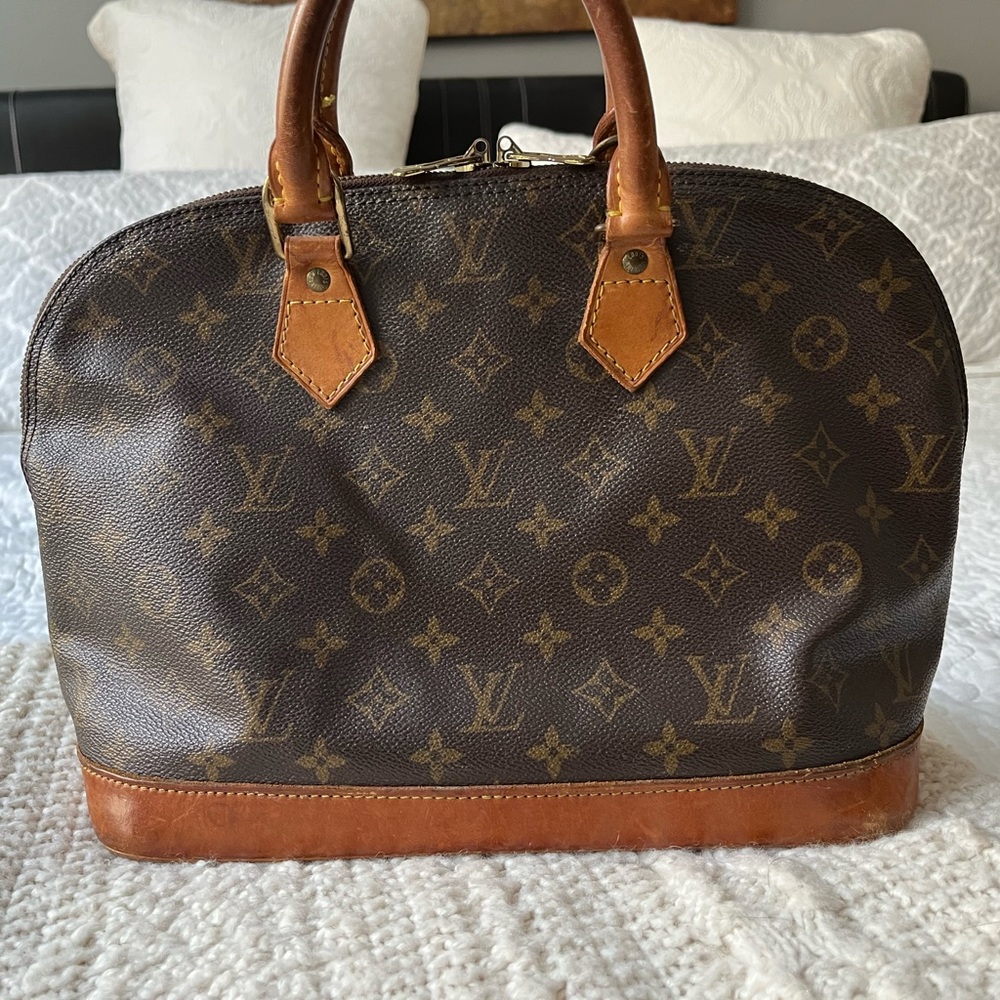 Louis Vuitton Alma